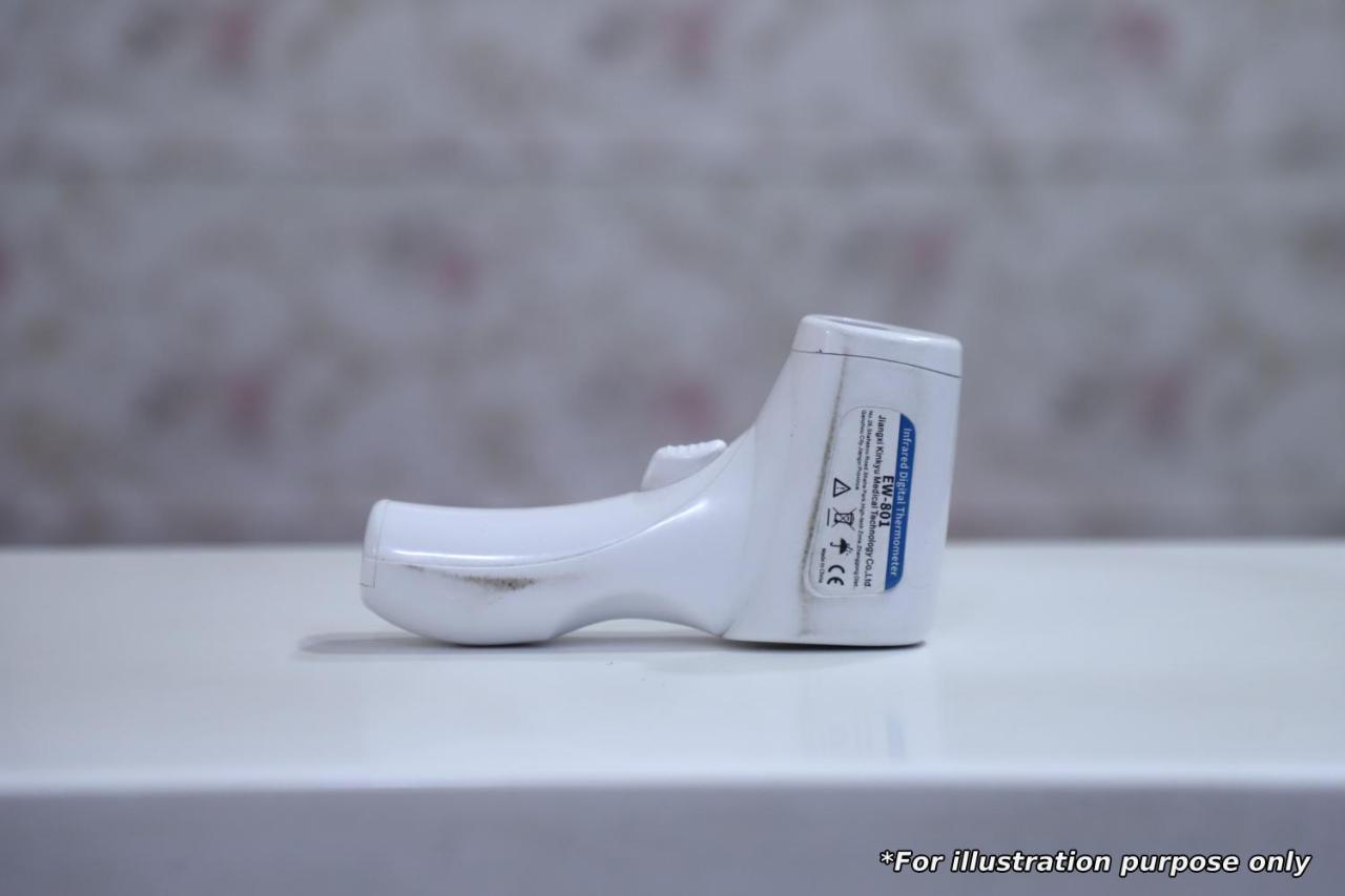 Oyo 4964 Golden Oyster Suites Dehradun Ngoại thất bức ảnh
